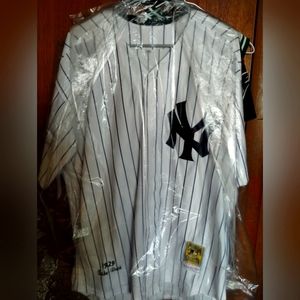 #3 BABE RUTH old classic style XL  brand new never been use